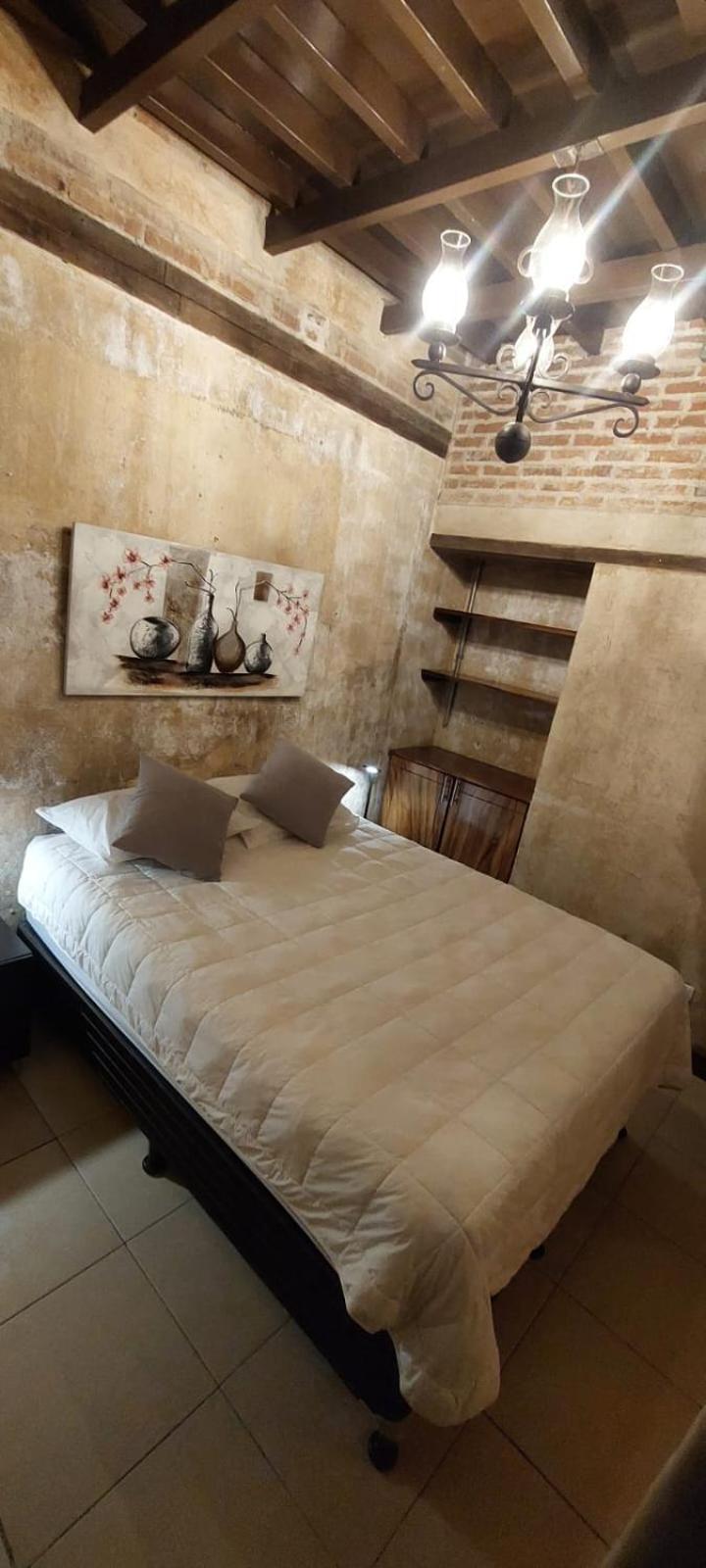 Auberge de jeunesse Hot Chipilin à Antigua Extérieur photo
