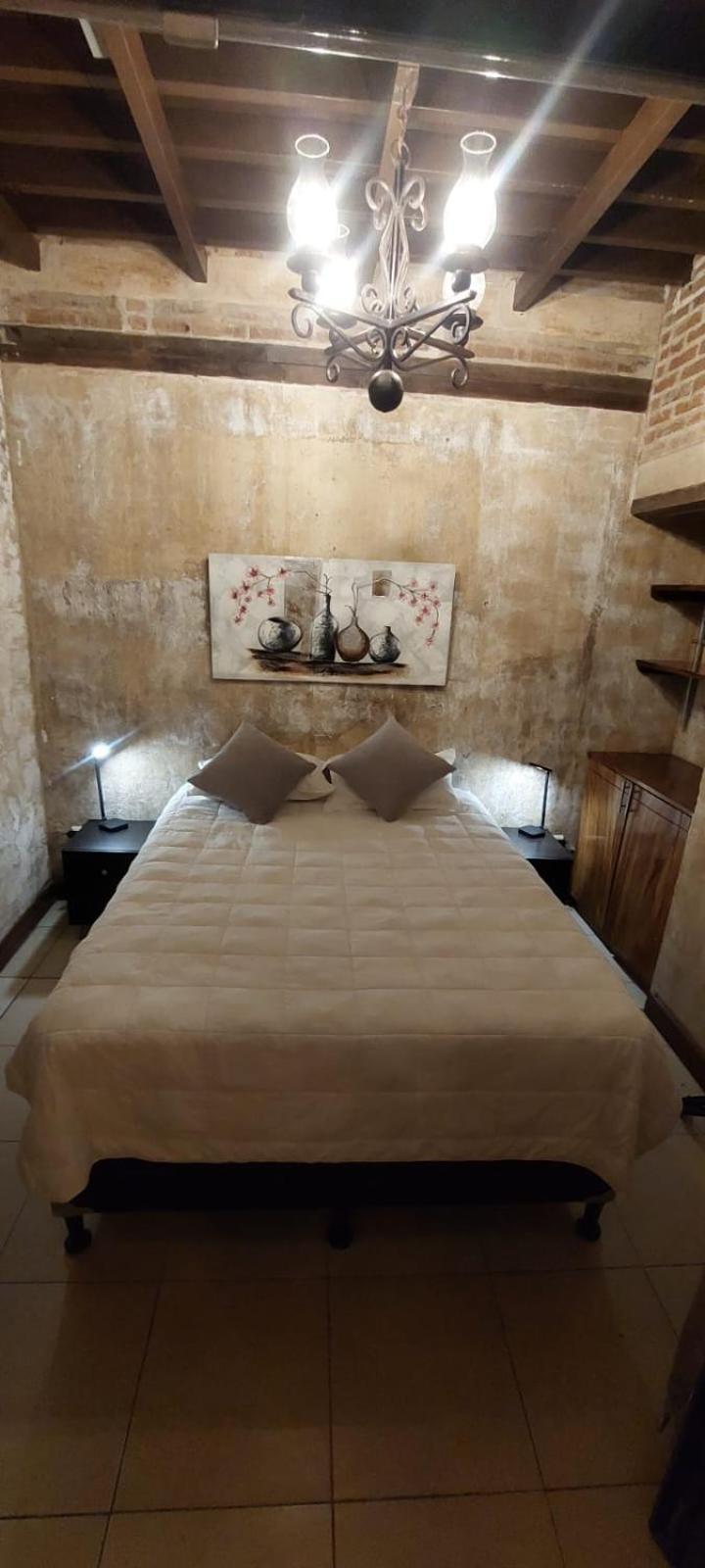 Auberge de jeunesse Hot Chipilin à Antigua Extérieur photo