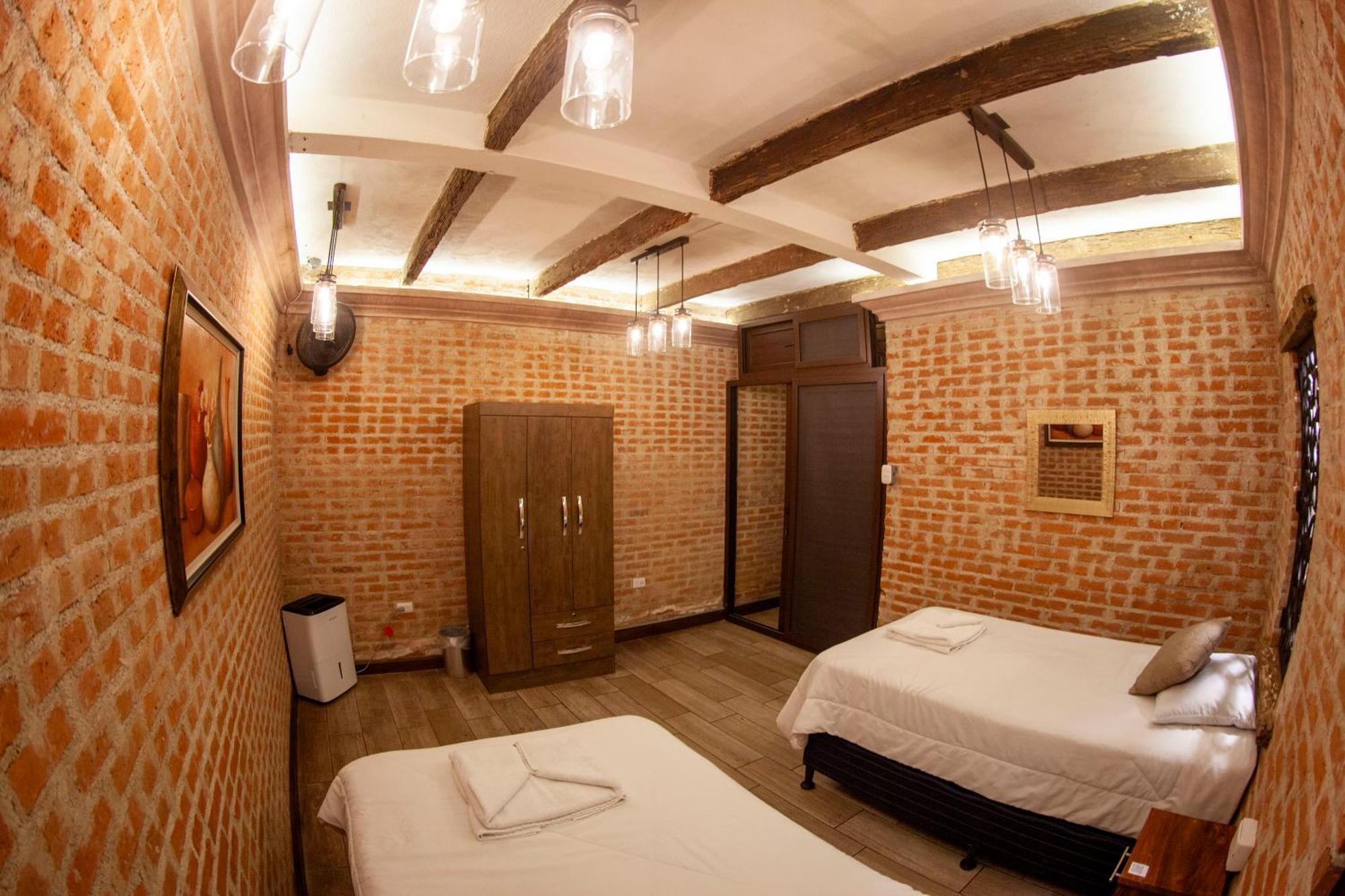 Auberge de jeunesse Hot Chipilin à Antigua Extérieur photo